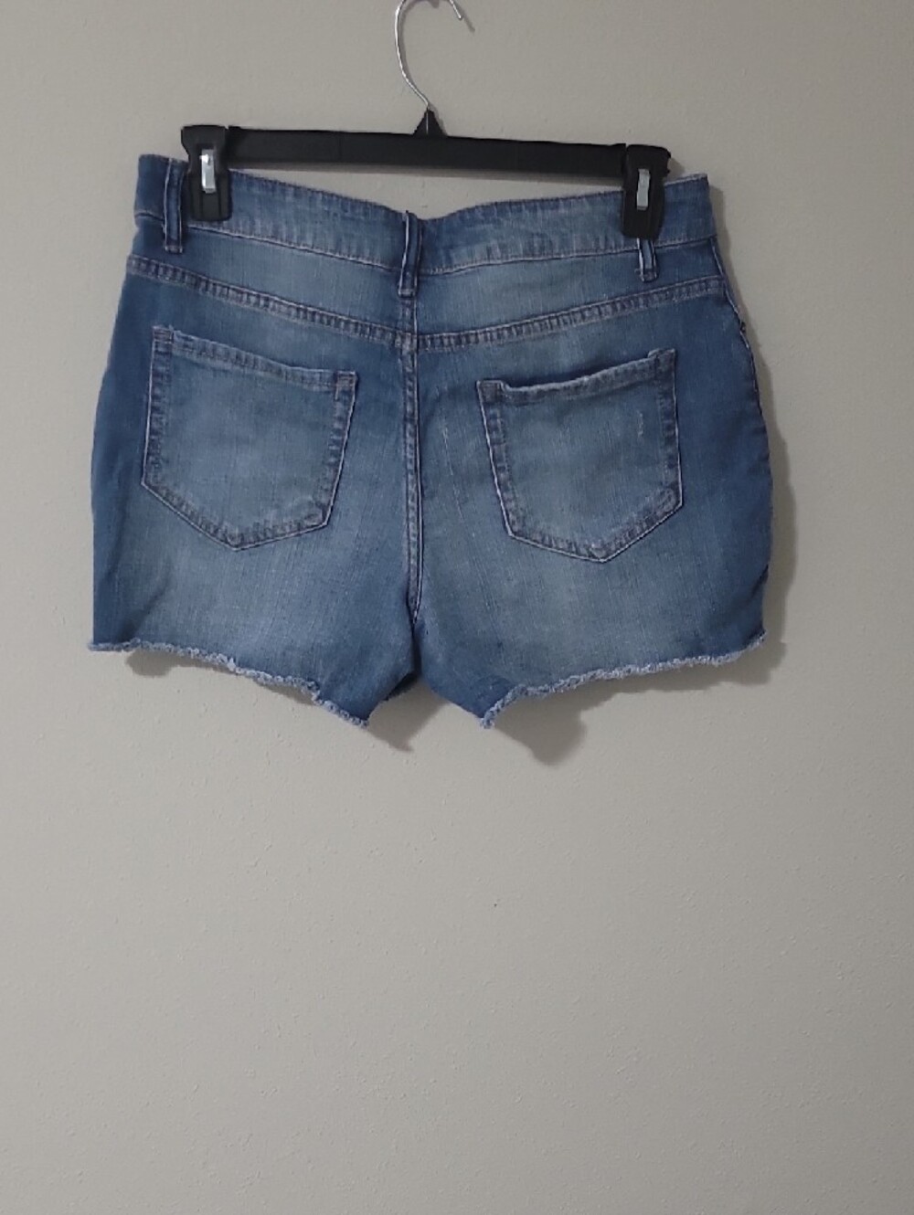 Time and Tru Distressed Light Blue Denim Cutoff Shorts - Picture 3 of 3